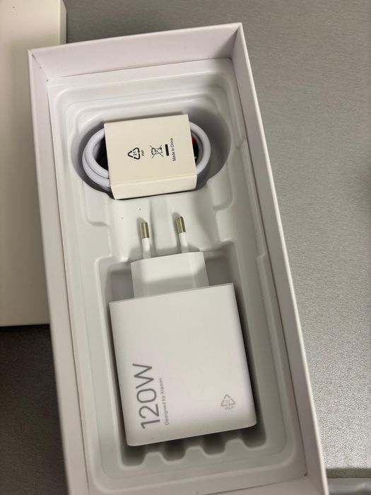 Xiaomi Redmi 14 pro plus