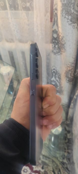 самсунг а 16   128  каробка дакумент бор сотилади