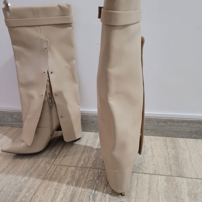 Cizme lungi pantalon