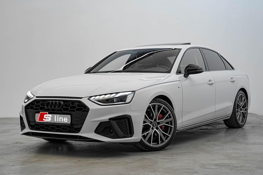 Audi A4 Limuzina