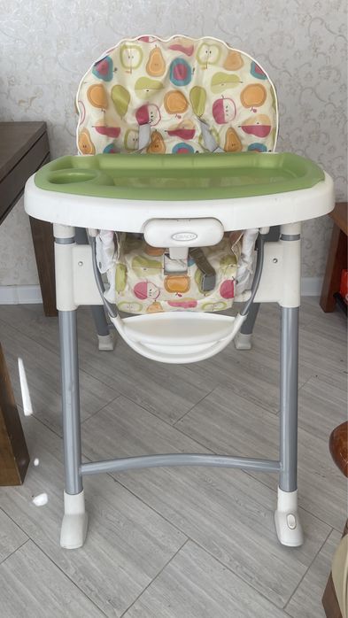 Детский стульчик от GRACO