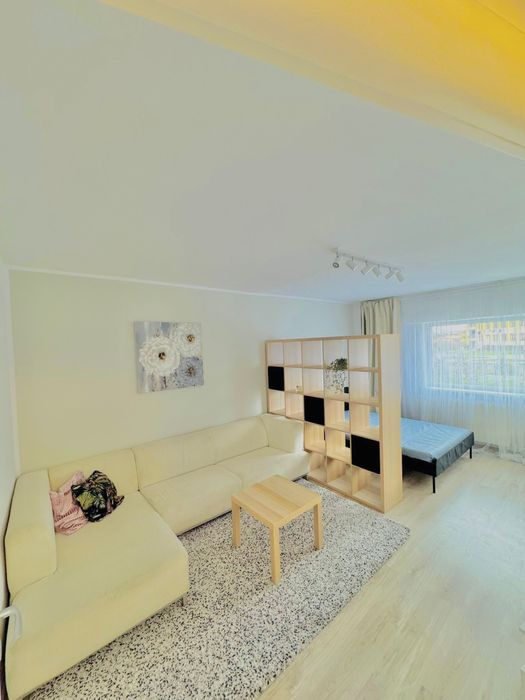 Apartament cu o camera de inchiriat