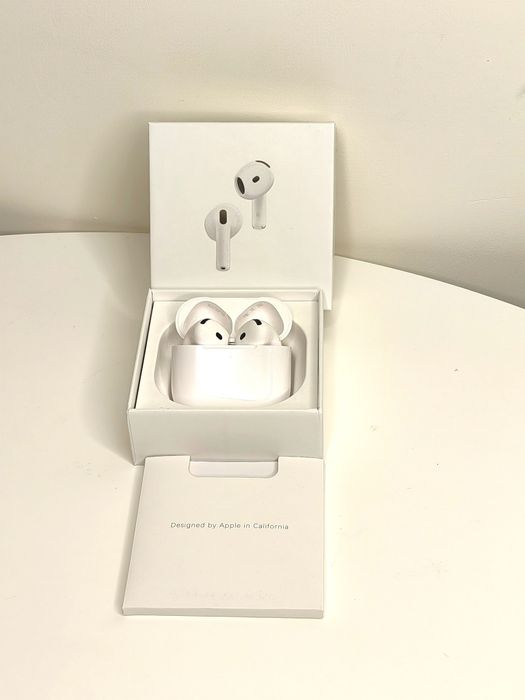 Слушалки Apple Airpods 4 с ANC