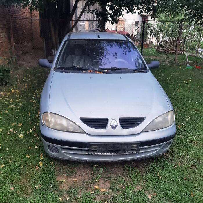Renault megahe 1.6 benzina