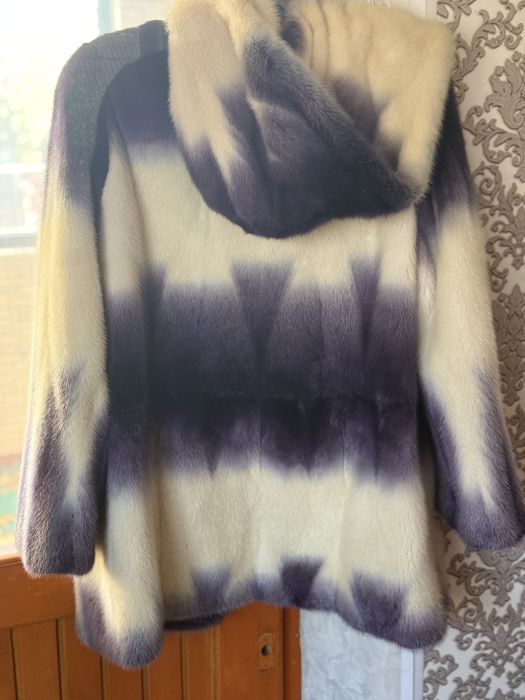 Продам норковую шубу