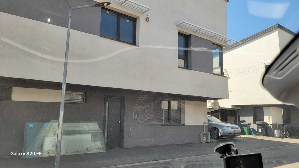 Casa spatioasa si luminoasa de vanzare