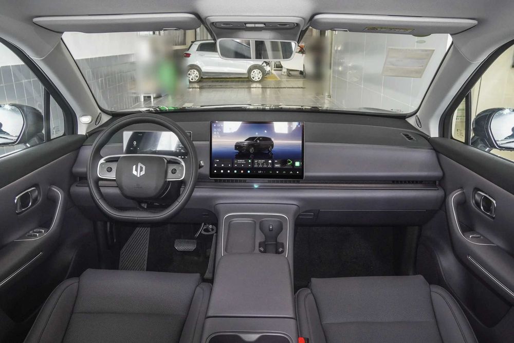 Leapmotor C10 REEV 210km 2025 | Avtosalondan choyxona - sovg'aga!