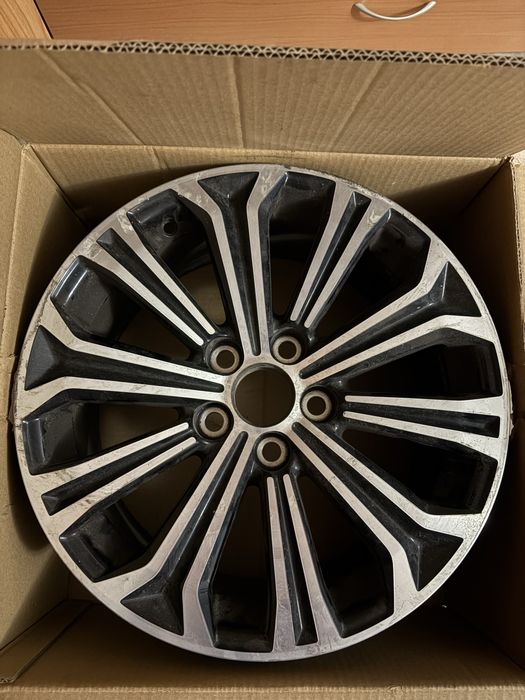 Vand Janta Toyota R17 ET40