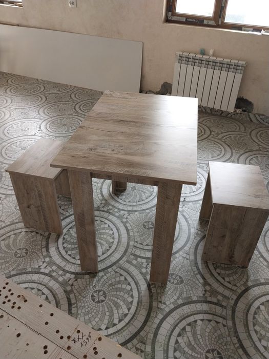 Стол для шахмата 2 табуретка