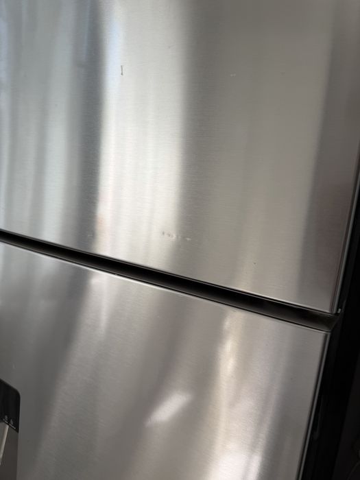 Холодильник Samsung