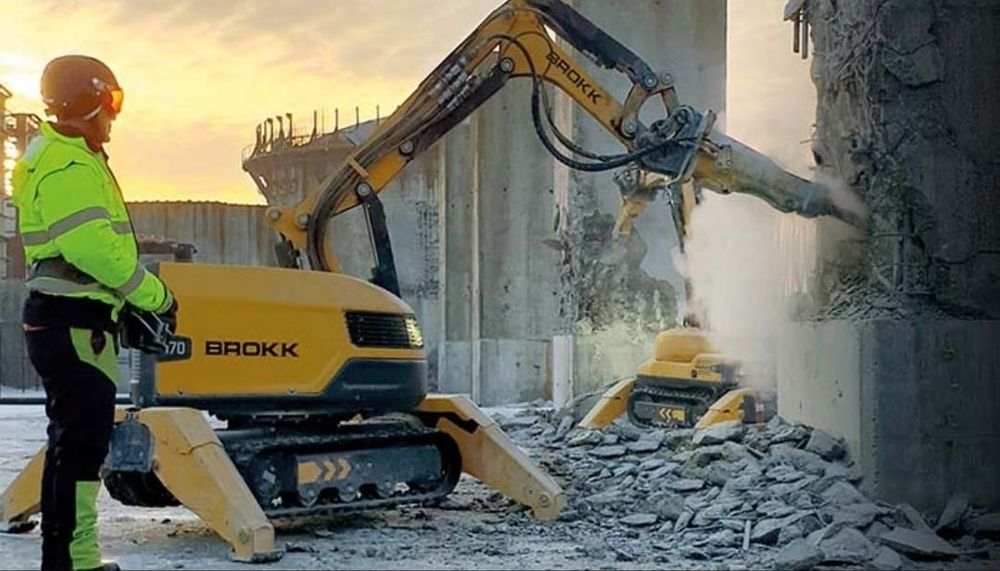 Demolari mecanizate si manuale taiere spargere piconare beton