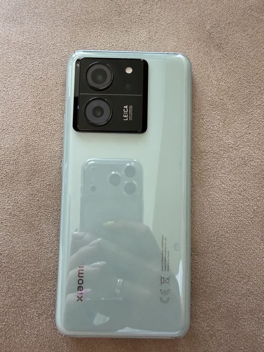 Продавам Xiaomi 13T