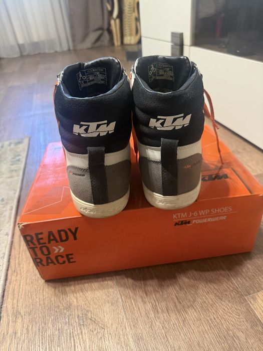 Продам мото боты