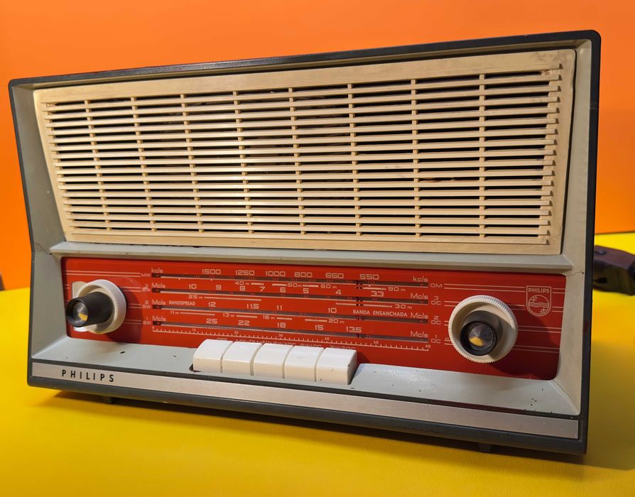 Ретро Лампово Радио Philips Работи