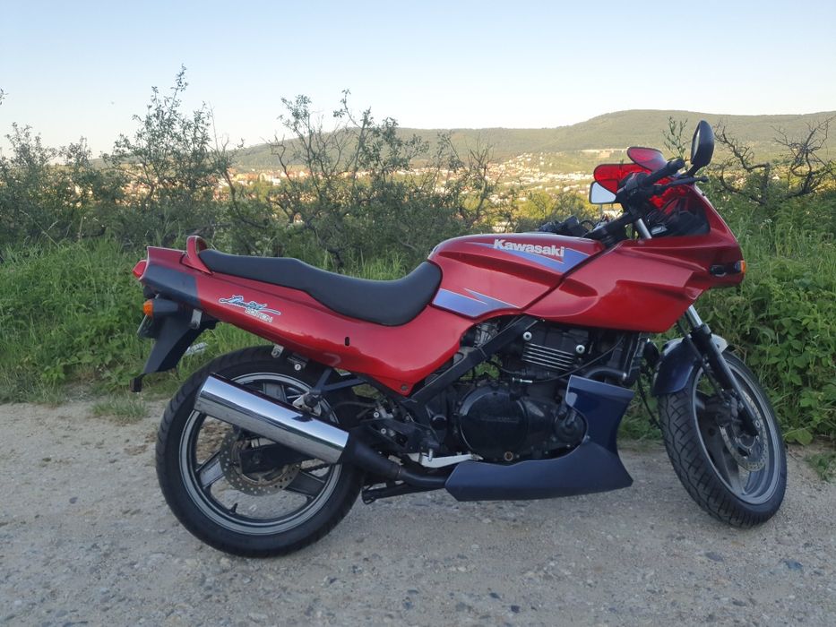 Moto Kawasaki Gpz 500 S