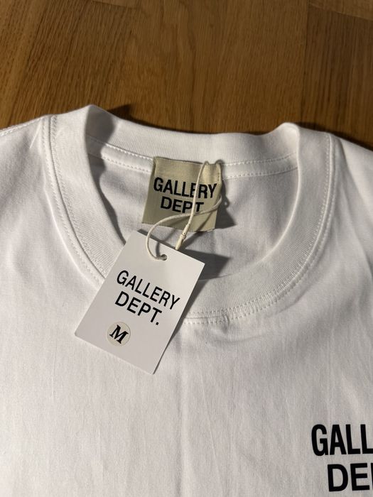 Tricou Gallery Dept