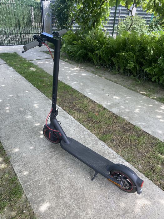 Trotineta electrica Xiaomi Electric Scooter Elite
