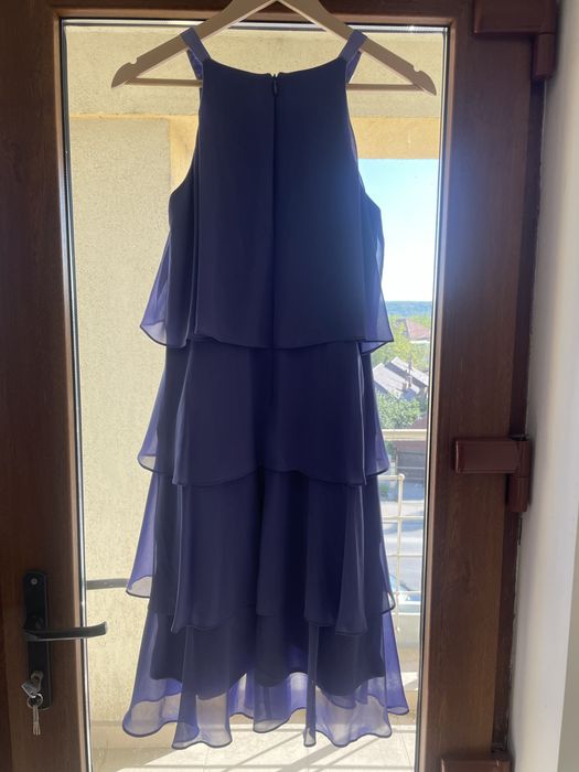 Rochie de ocazie cu volane