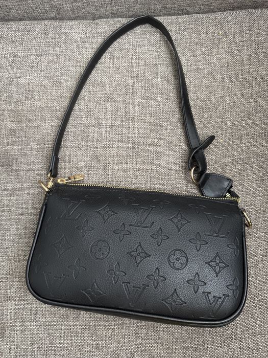 Geanta de umar louis vuitton