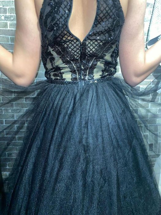 Продава се  бална рокля