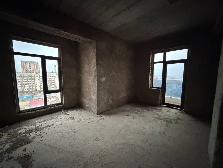 Срочно продаётся 3х-комнатная квартира коробка