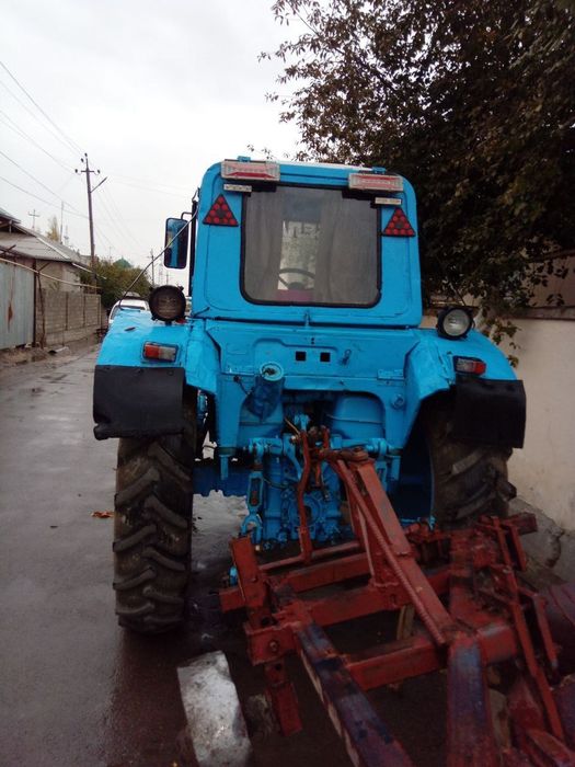 Трактор сотилади срочна