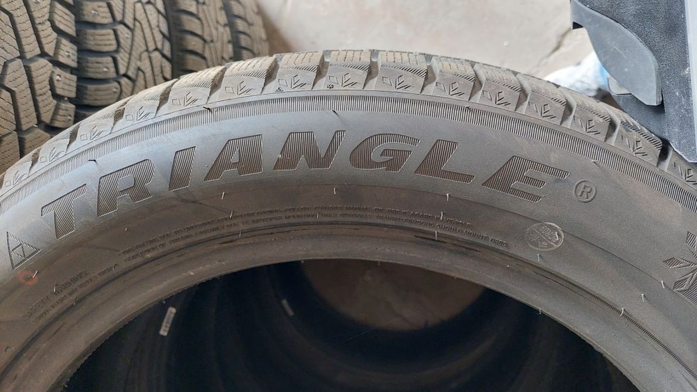 Продам  шины новые раз 19