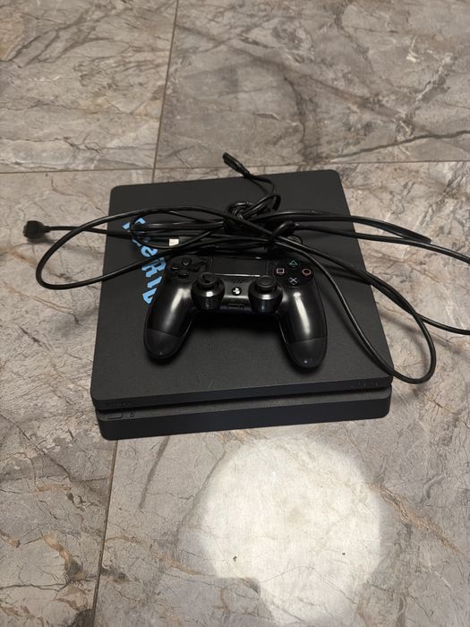 Playstation 4, HDMI