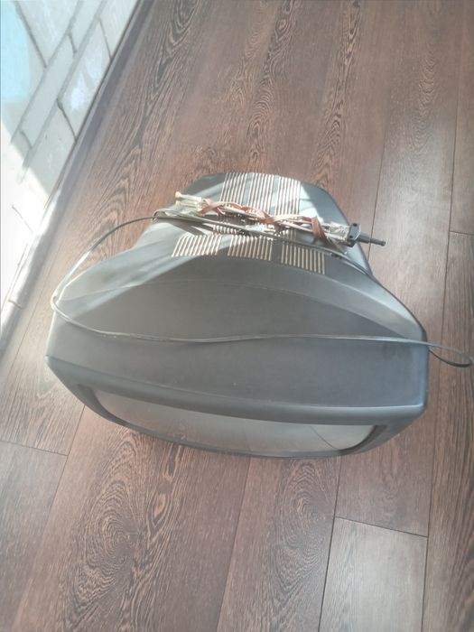 Продам телевизор LG