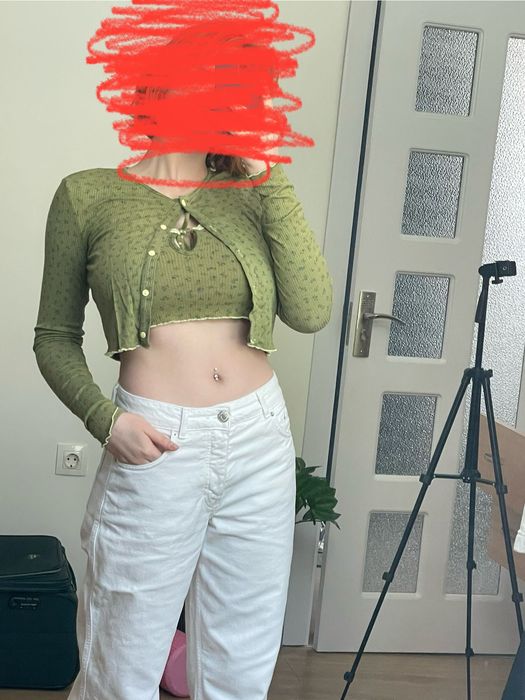 Бели дънки Pull&Bear xs-s със средна посадка