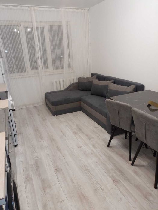 Дава се под наем Тристаен апартамент в София, Дружба 2 - 67 кв.м за 796.62 € - Снимка #1