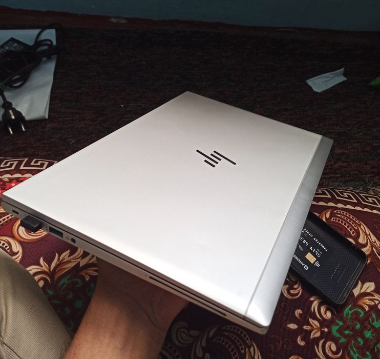 Notebook Sotiladi