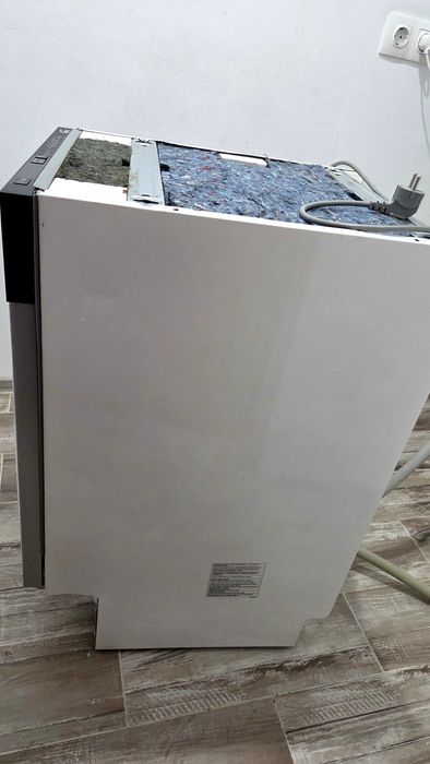 Mașină de spălat vase incorporabila nouă Beko DIS26010 clasa A+, 10 seturi,  6 programe, 45 cm.