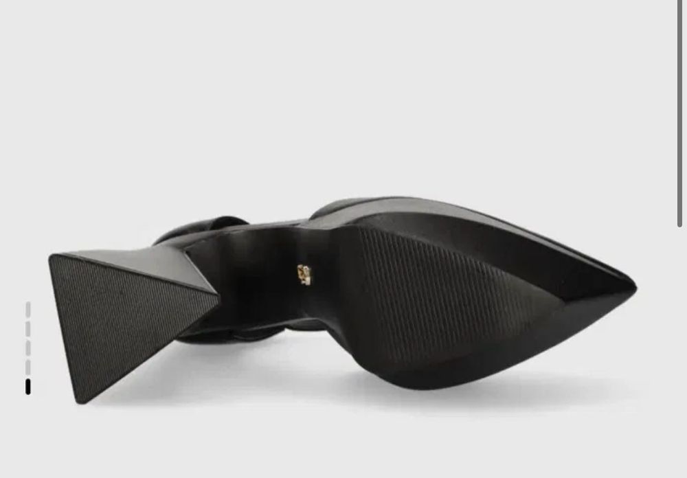 Токчета Steve Madden Secretz