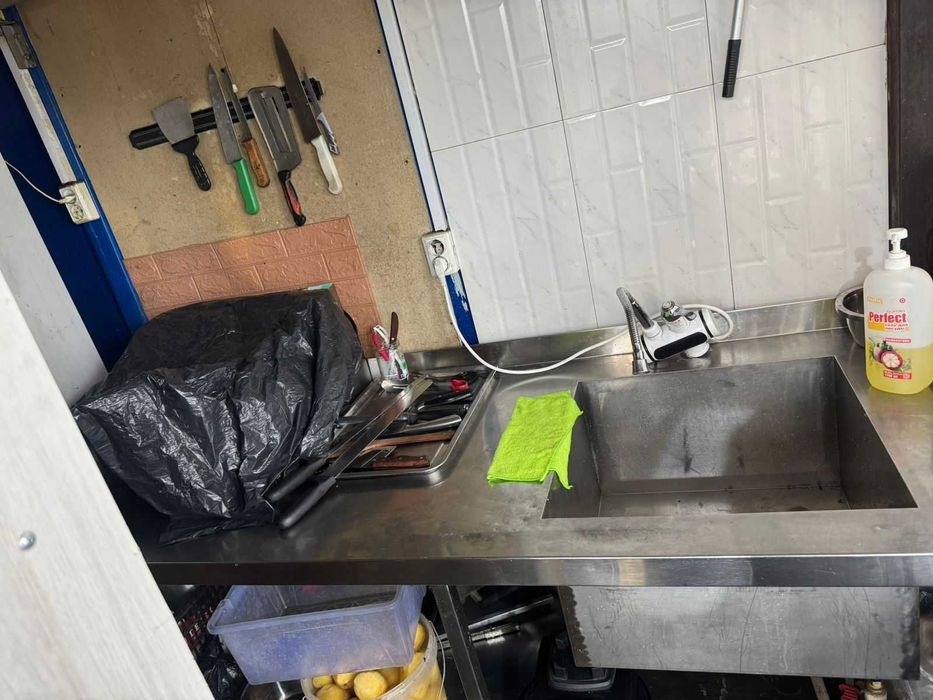 Продам готовый бизнес (фастфуд)