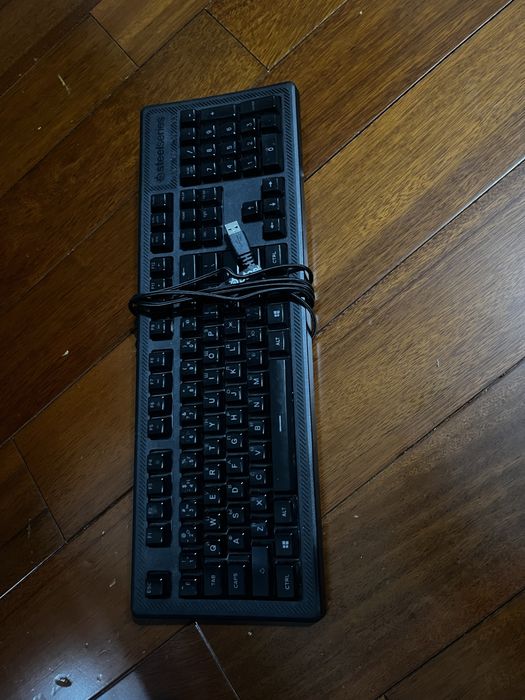 Клавиатура steelseries