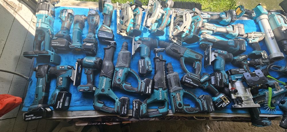 De vânzare scule milwaukee makita BOsch  prețul difera de produs trimit în tara cu verificare colet