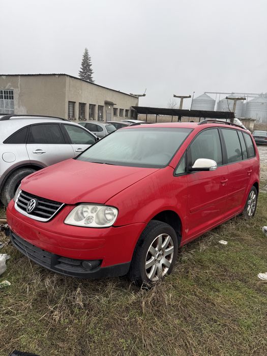 VW Touran цяла се продава
