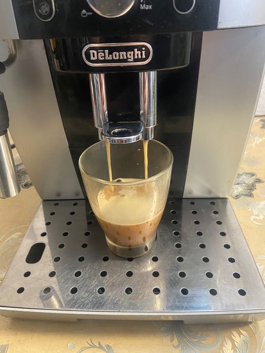 Espresor cafea DeLonghi magnifica S smart