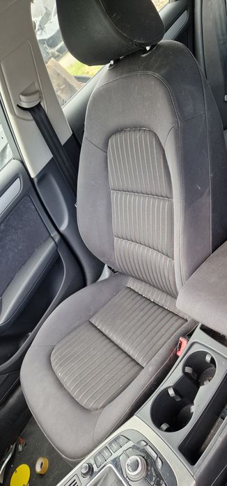 Interior textil audi a4 b8 cu încălzire si full electric