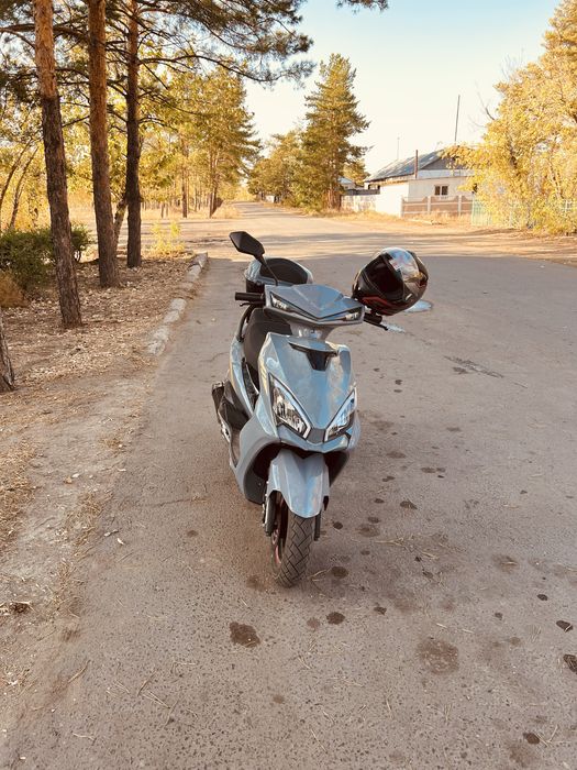 Продам Скутер м12 Про