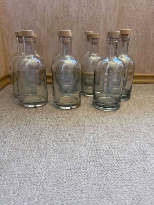 Бутилки за вино и ракия