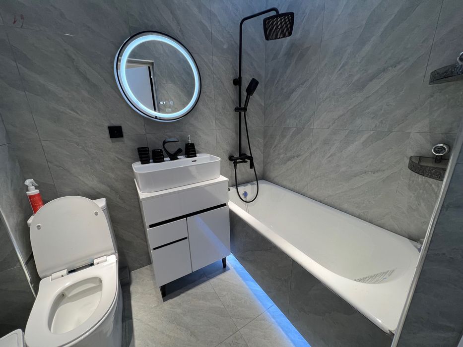 Сдается 1 комнатная квартира 
С обстановкой ЛЮКС в горде Алмалыке