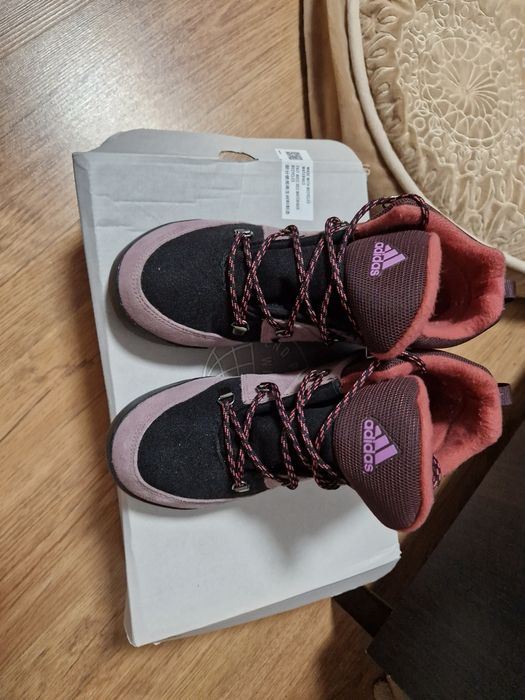 Adidas snowpich 37,5