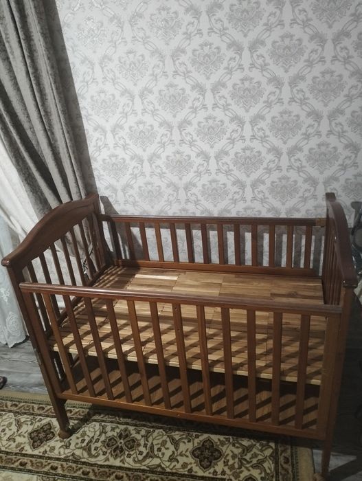 Кроватка детская