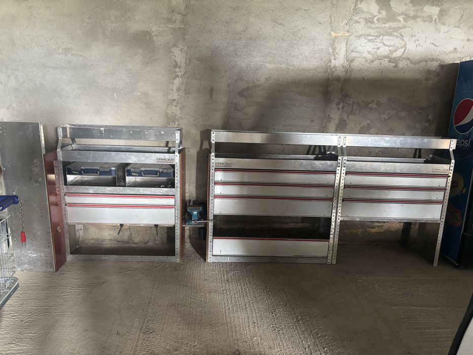 Rafturi metalice pentru autoutilitare / service mobil