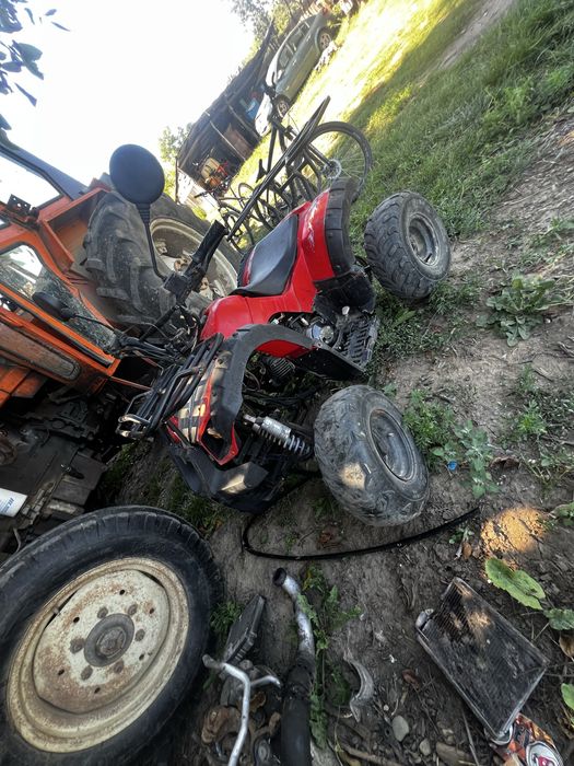 Vînd atv 125 cc în stare foarte bună funcționare