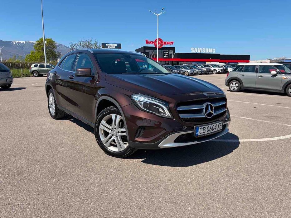 Mercedes-Benz GLA 2015 г. Автоматик | БЕНЗИН | Нов внос Швейцария