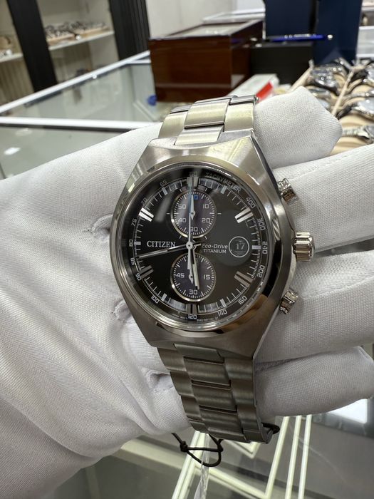 Часы Citizen Titanium