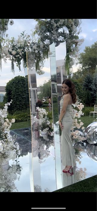 Вечернее платье